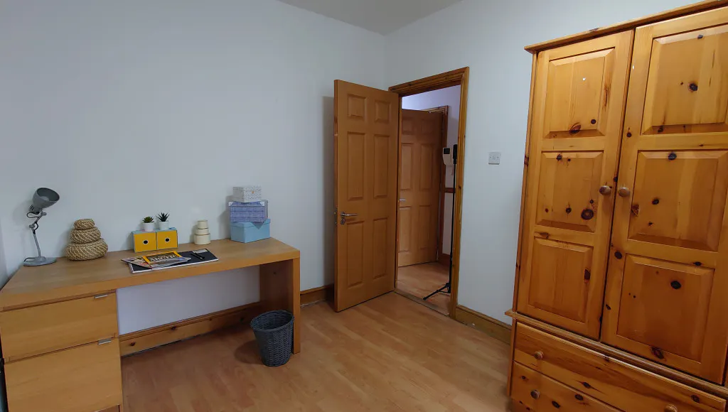 ROOM ROOM 4