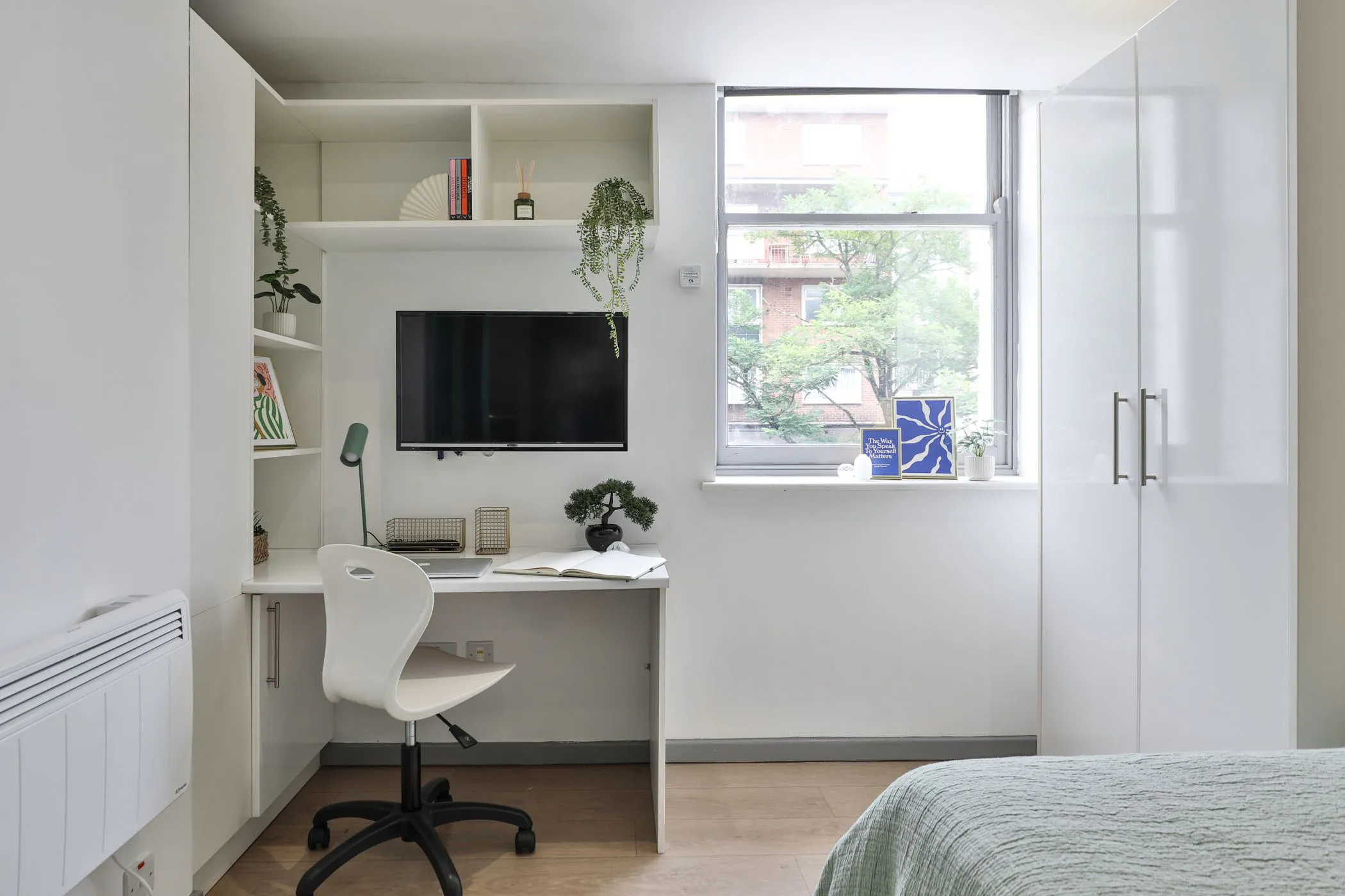 ROOM ROOM 4