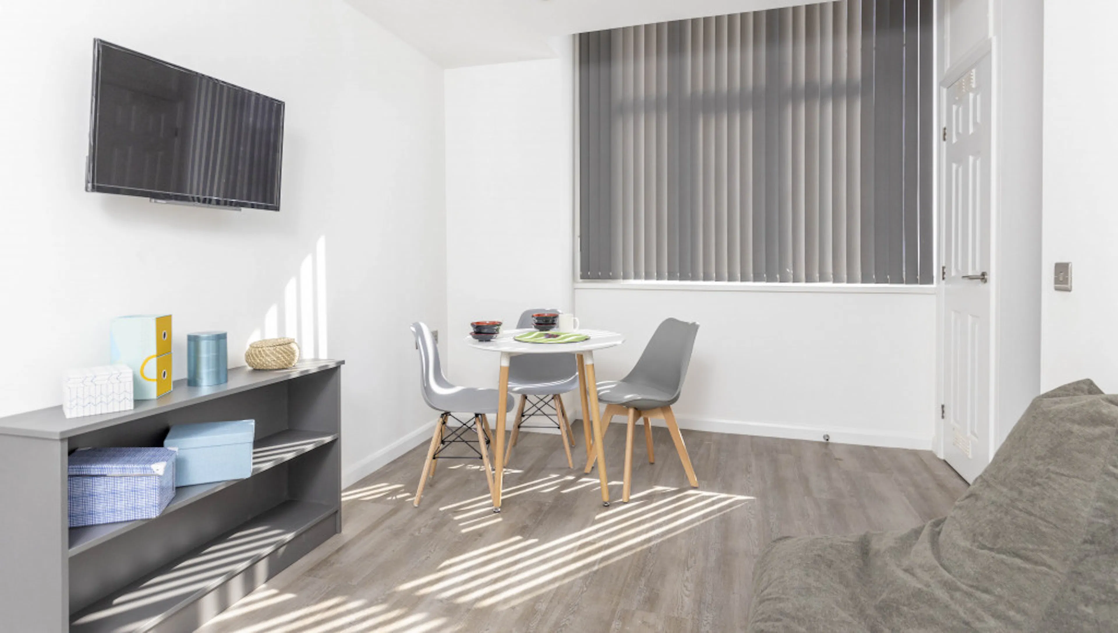 Deluxe Refurbished ROOM 4