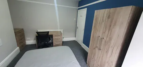 4 Bedroom Apartment room image 5