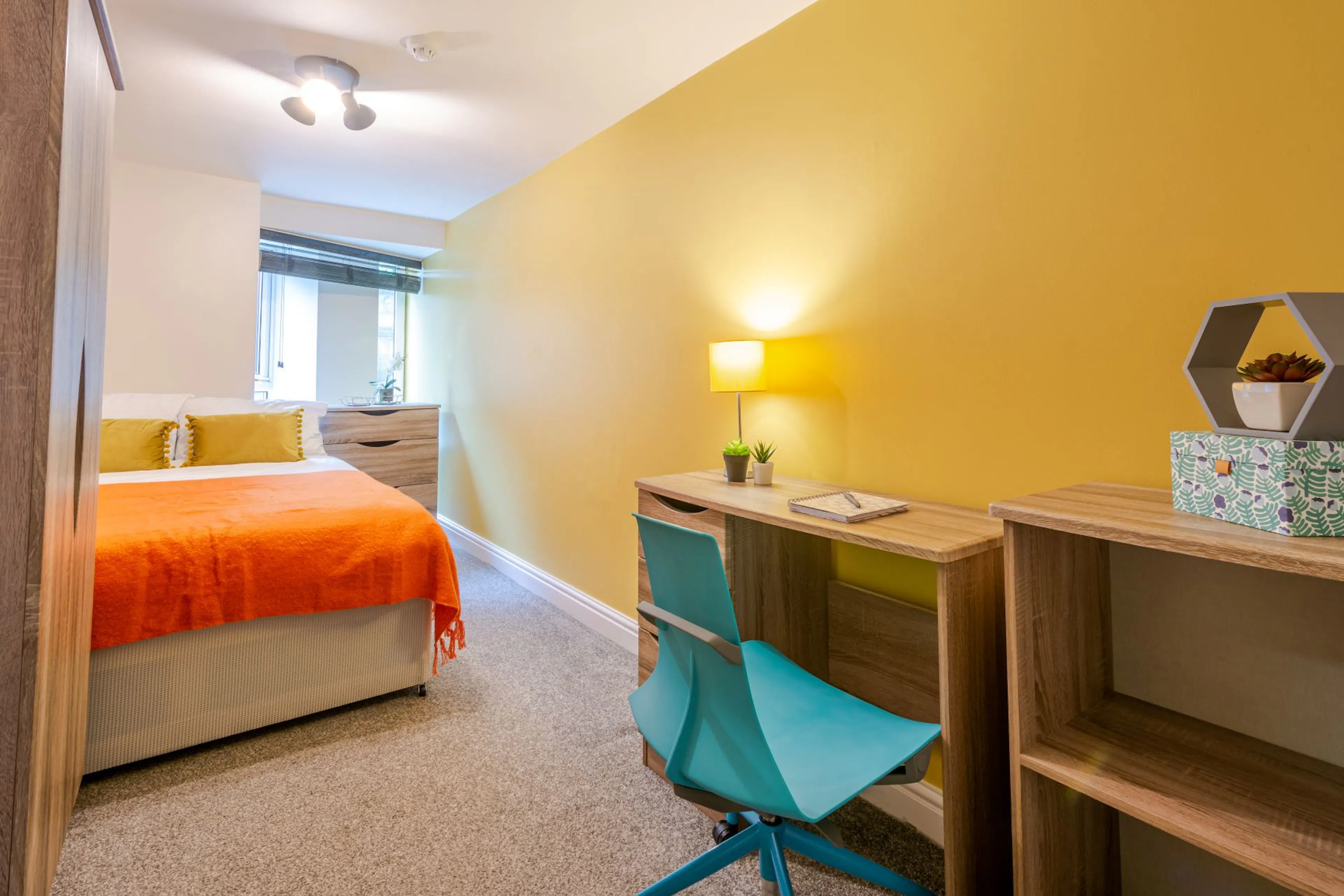 ROOM ROOM 4