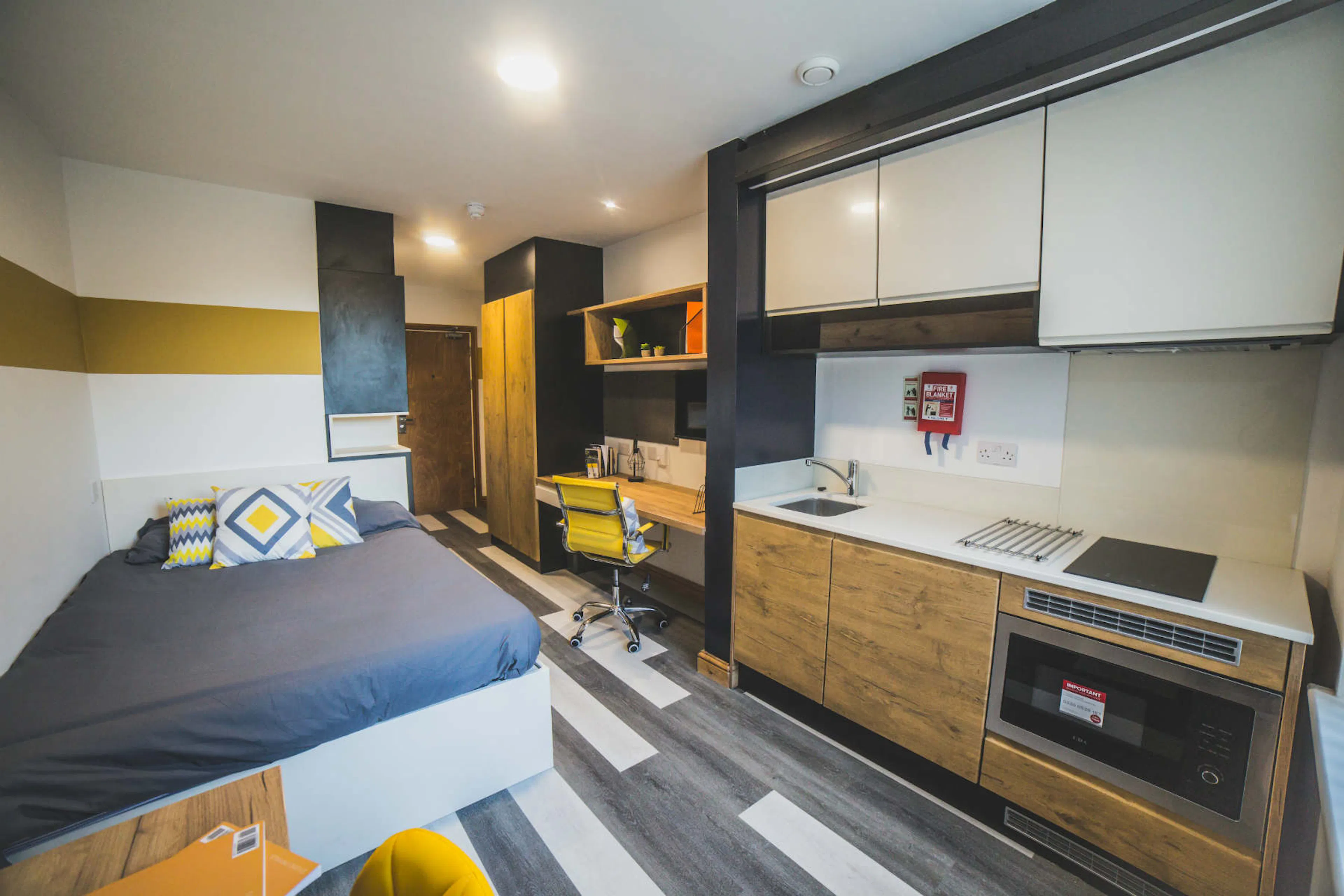 ROOM ROOM 3