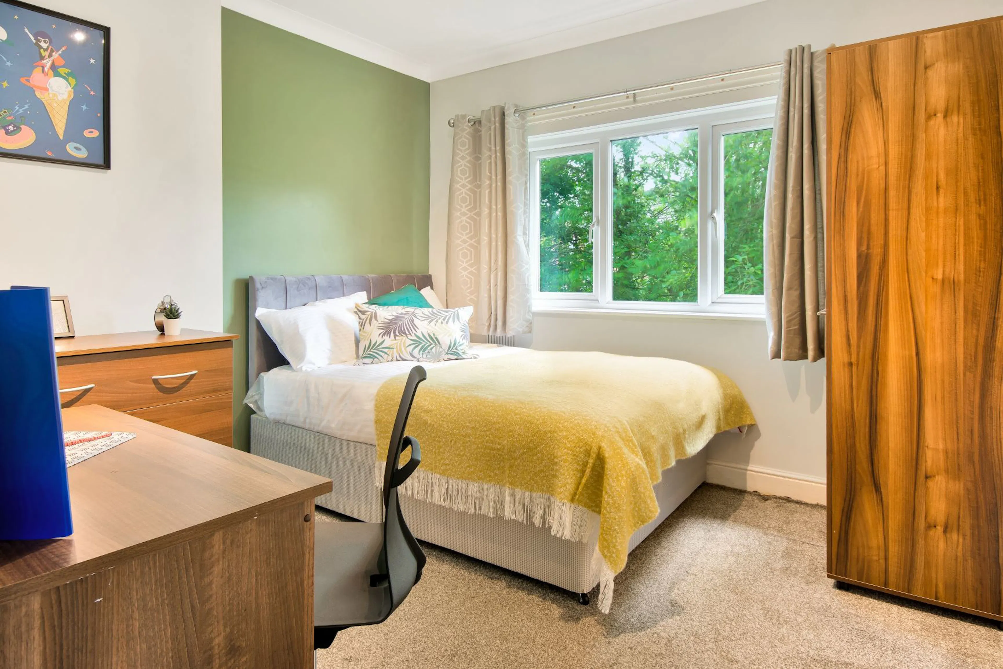 ROOM ROOM 4