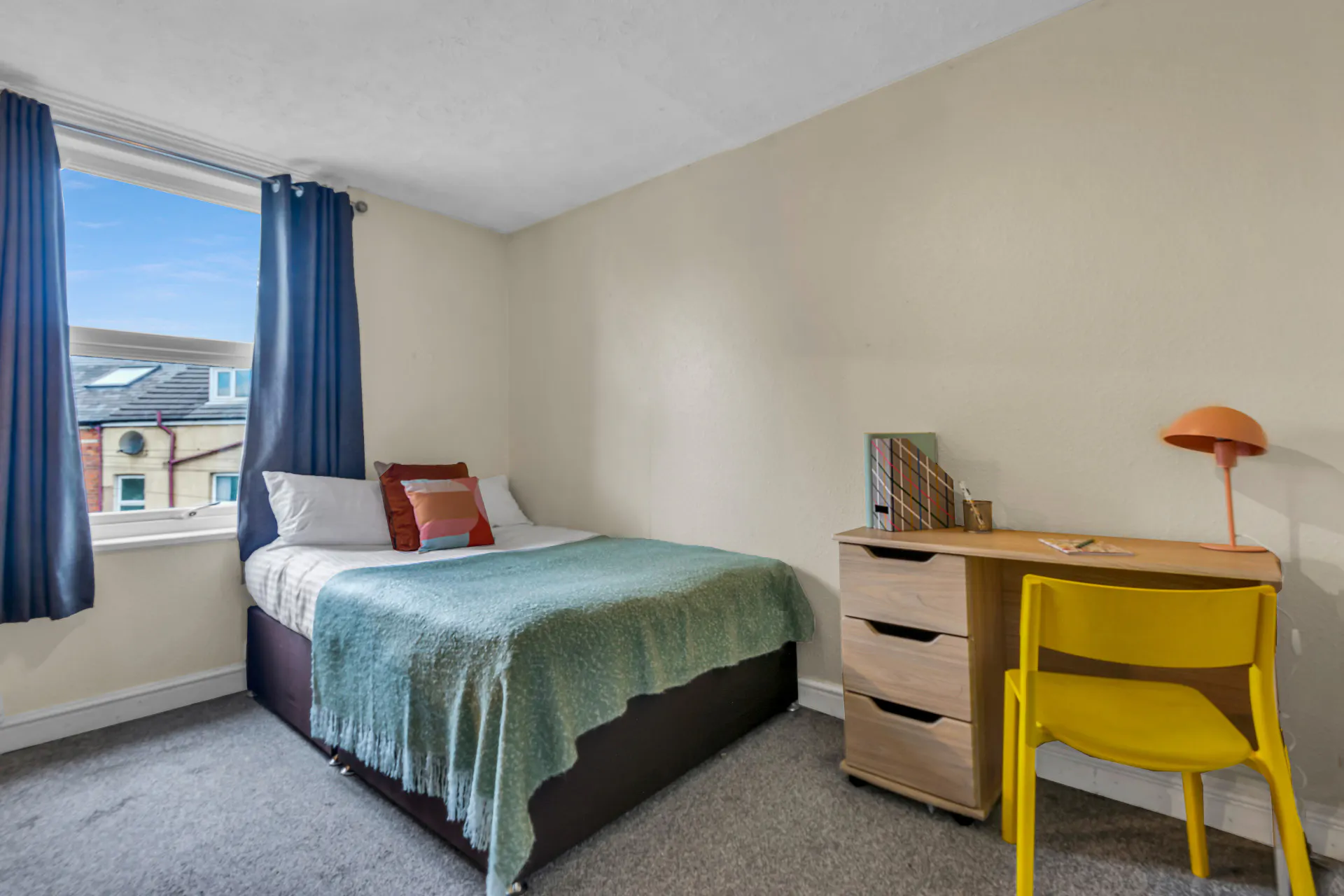 ROOM ROOM 3