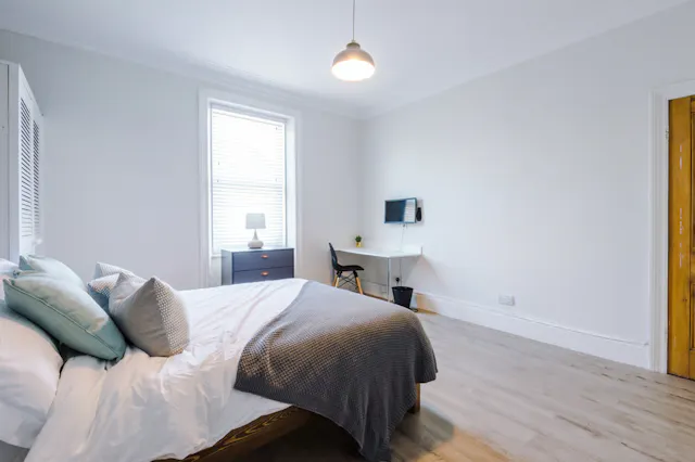 3 Bedroom Apartment room image 5