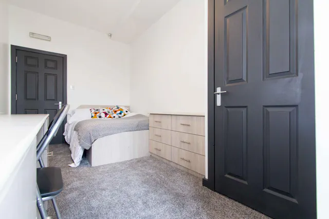 3 Bedroom Apartment room image 6