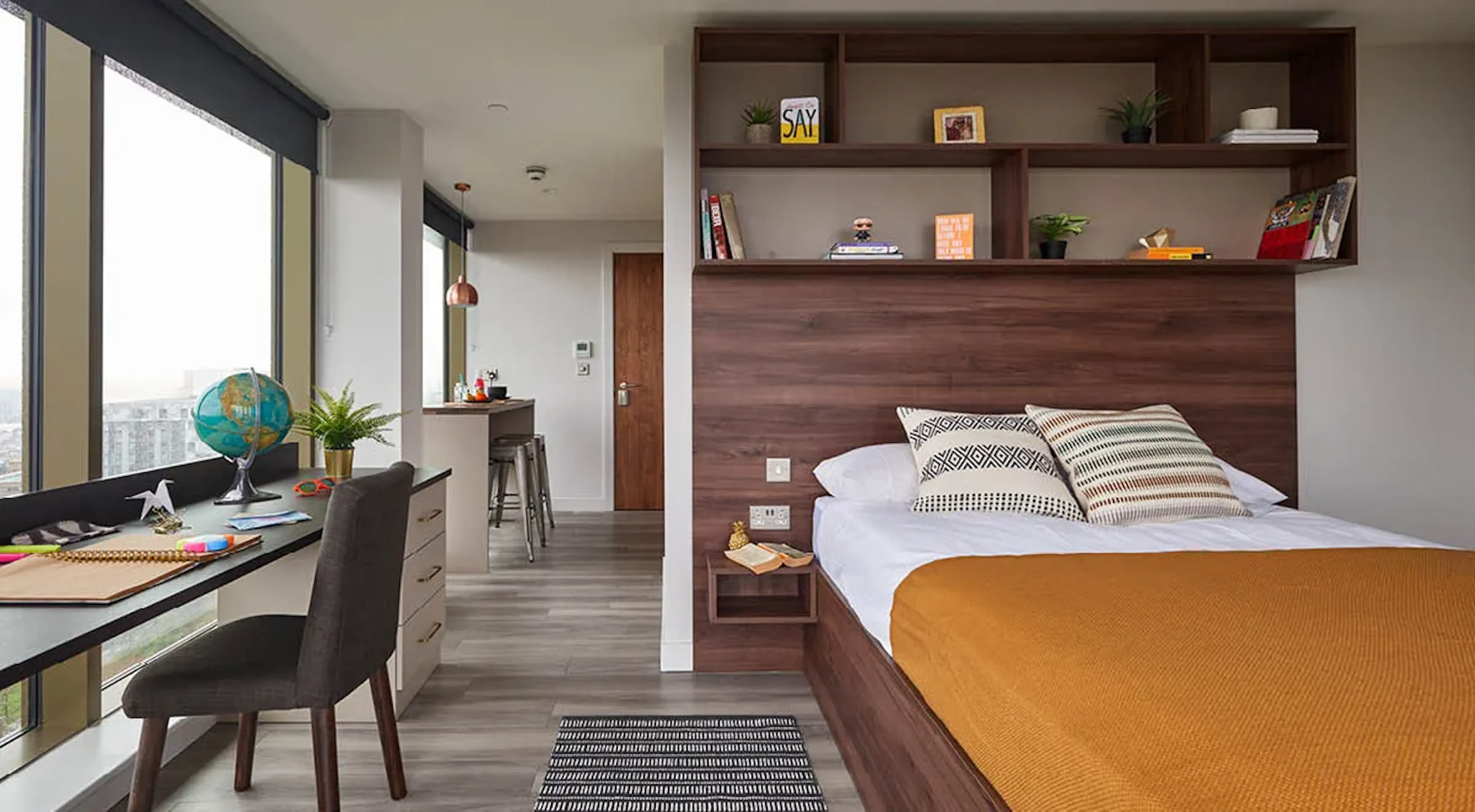ROOM ROOM 1