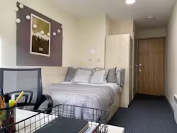 buchanan-view-glasgow-Ensuite Silver