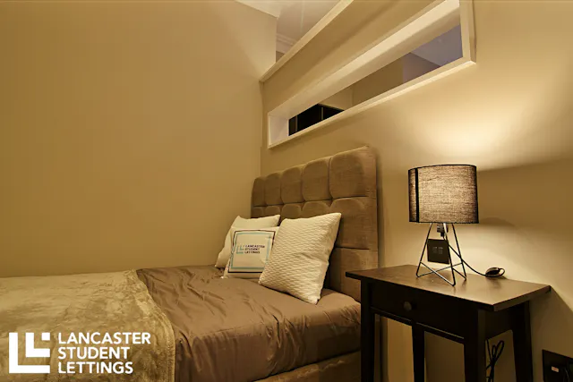 1 Bedroom Apartment room image 1