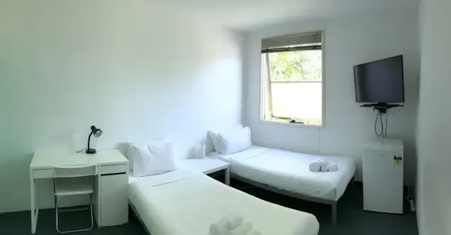 Room 10 room image 1