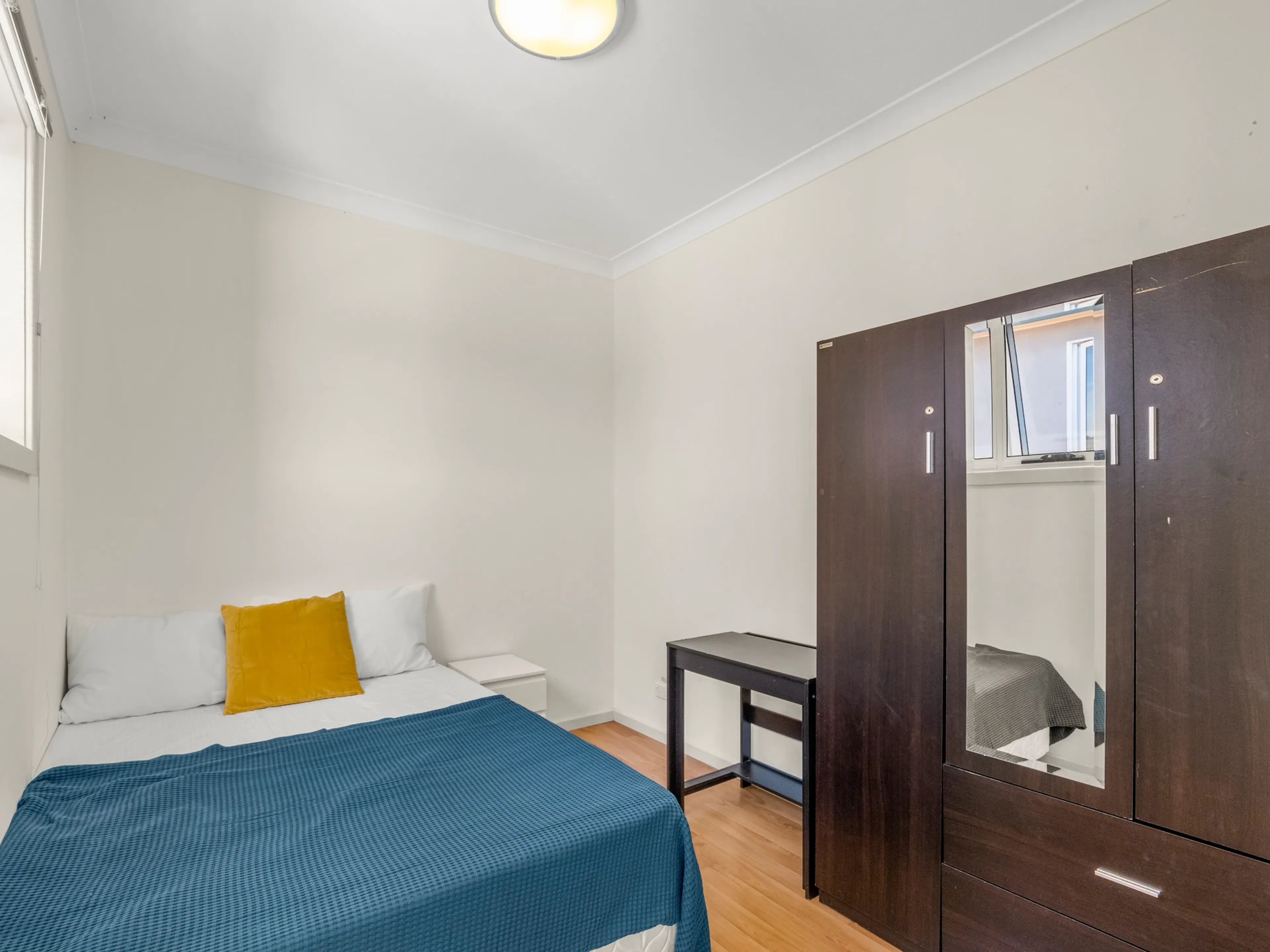 Room 4 Standard ROOM 1