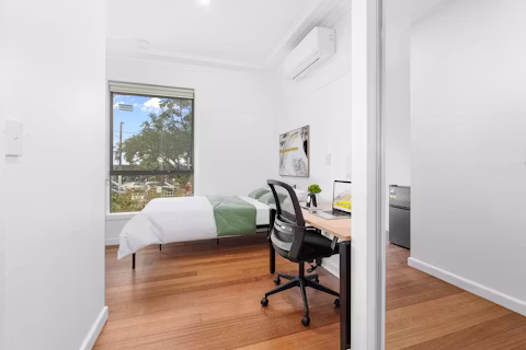 74-railway-parade-melbourne-ROOM