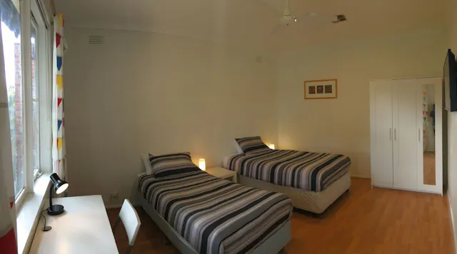 Room 1 room image 1