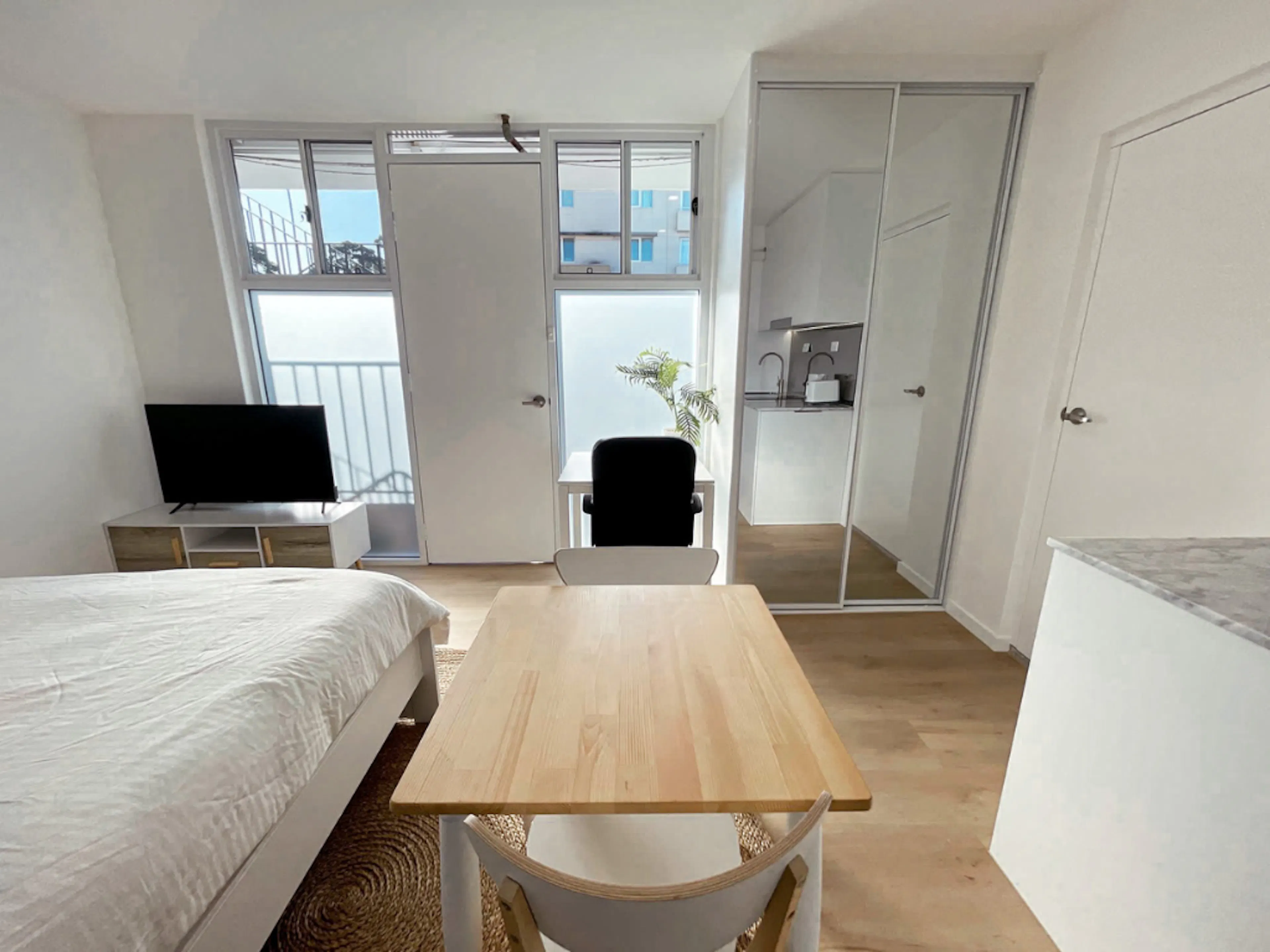 Studio Apartments ROOM 1