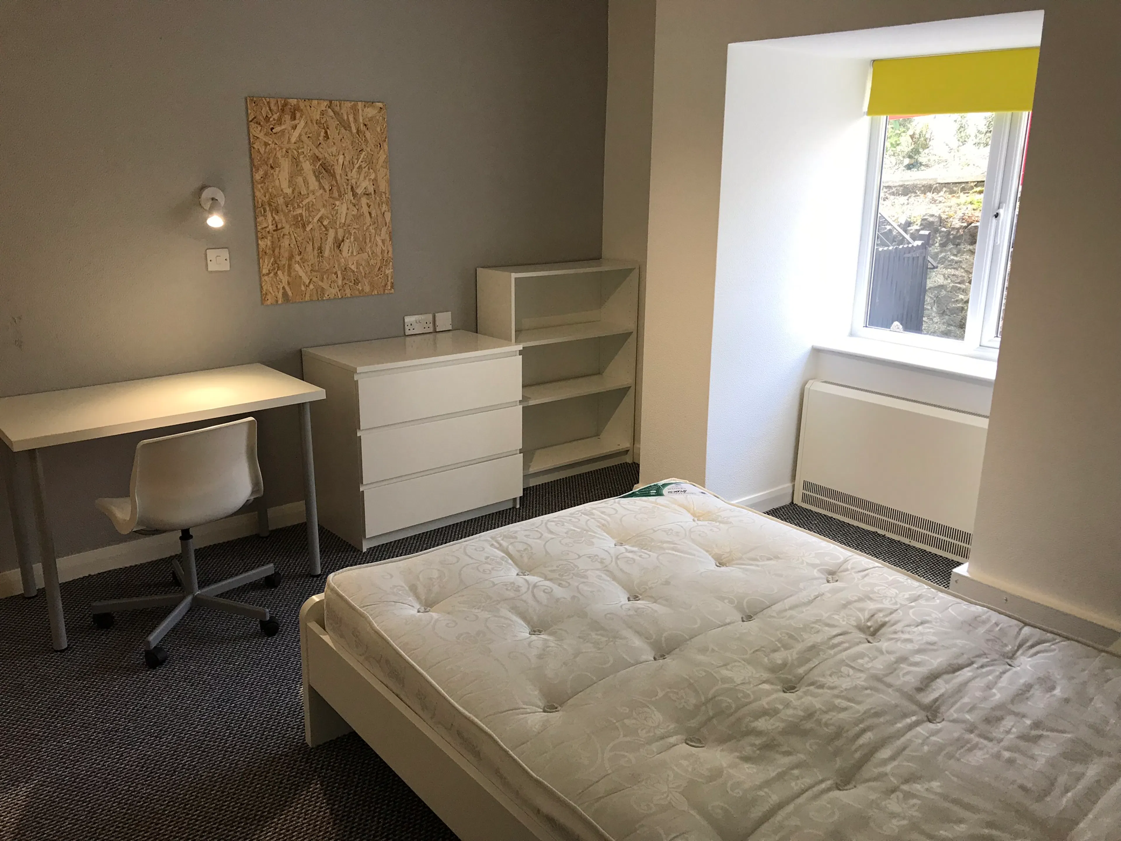 5 Bed Shared Apartment ROOM 1