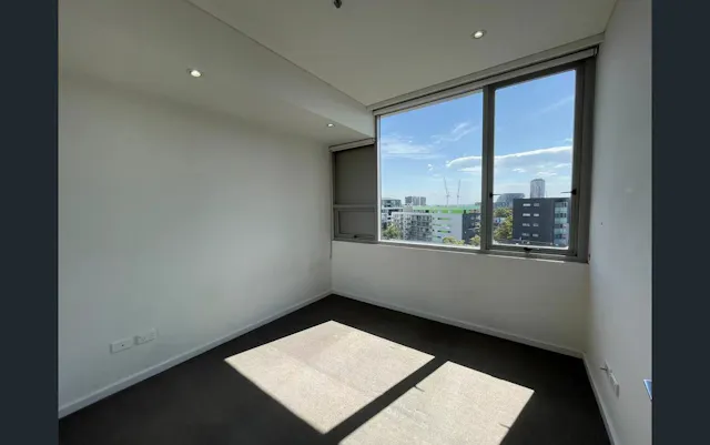 3 Bedroom 2 Bathroom Suites room image 2