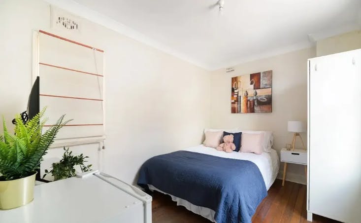 36-willam-henry-street-sydney-Room 4 Standard/Balcony