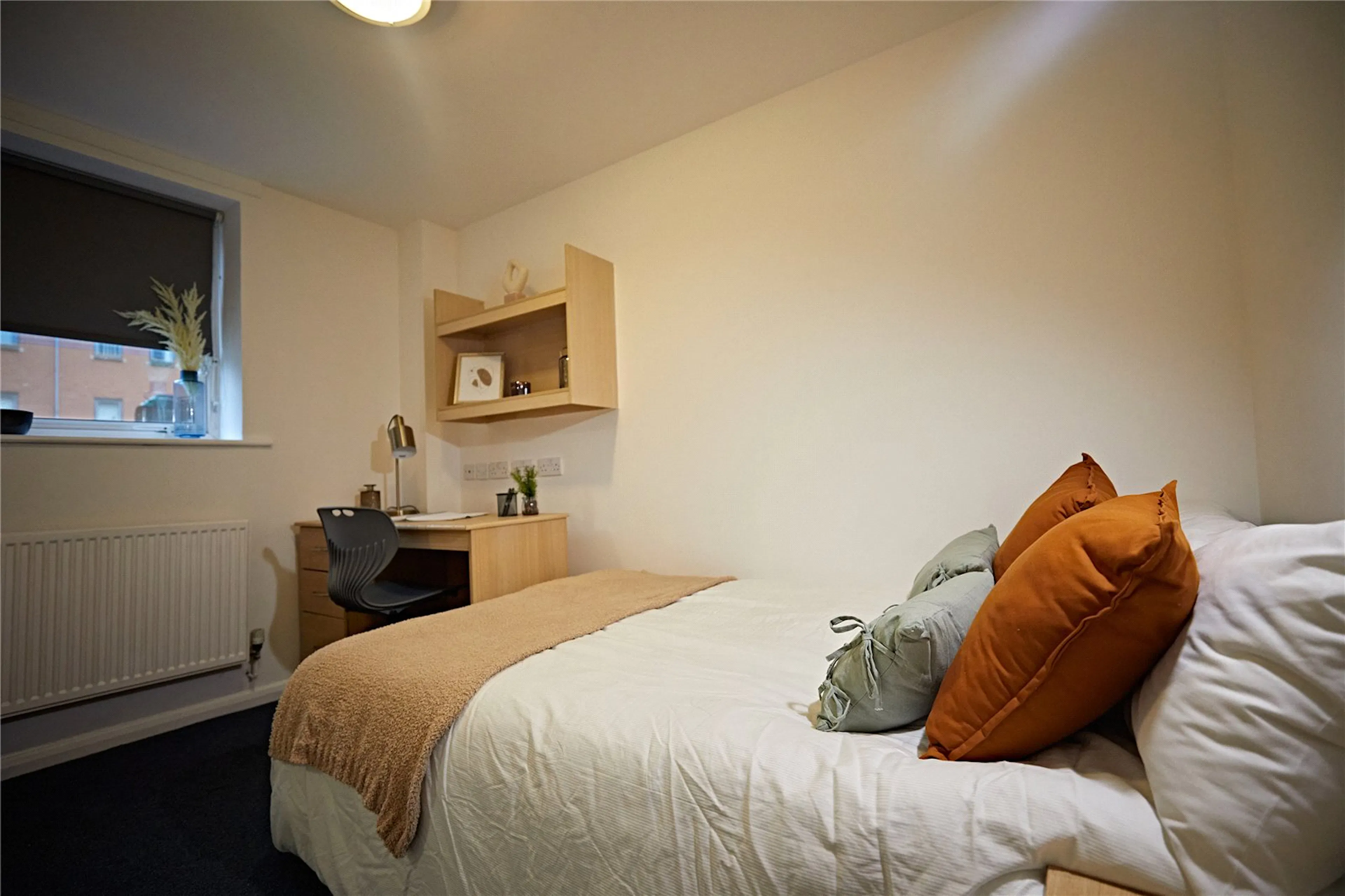 ROOM ROOM 1