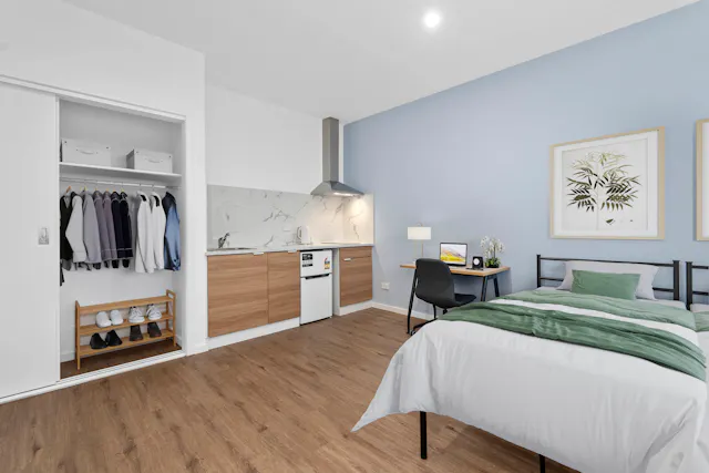 Twin Ensuite Room room image 3
