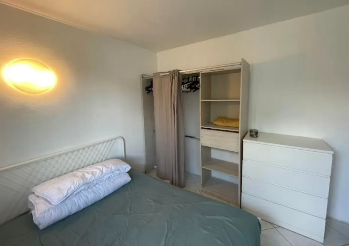 4 Bedroom Apartment ROOM