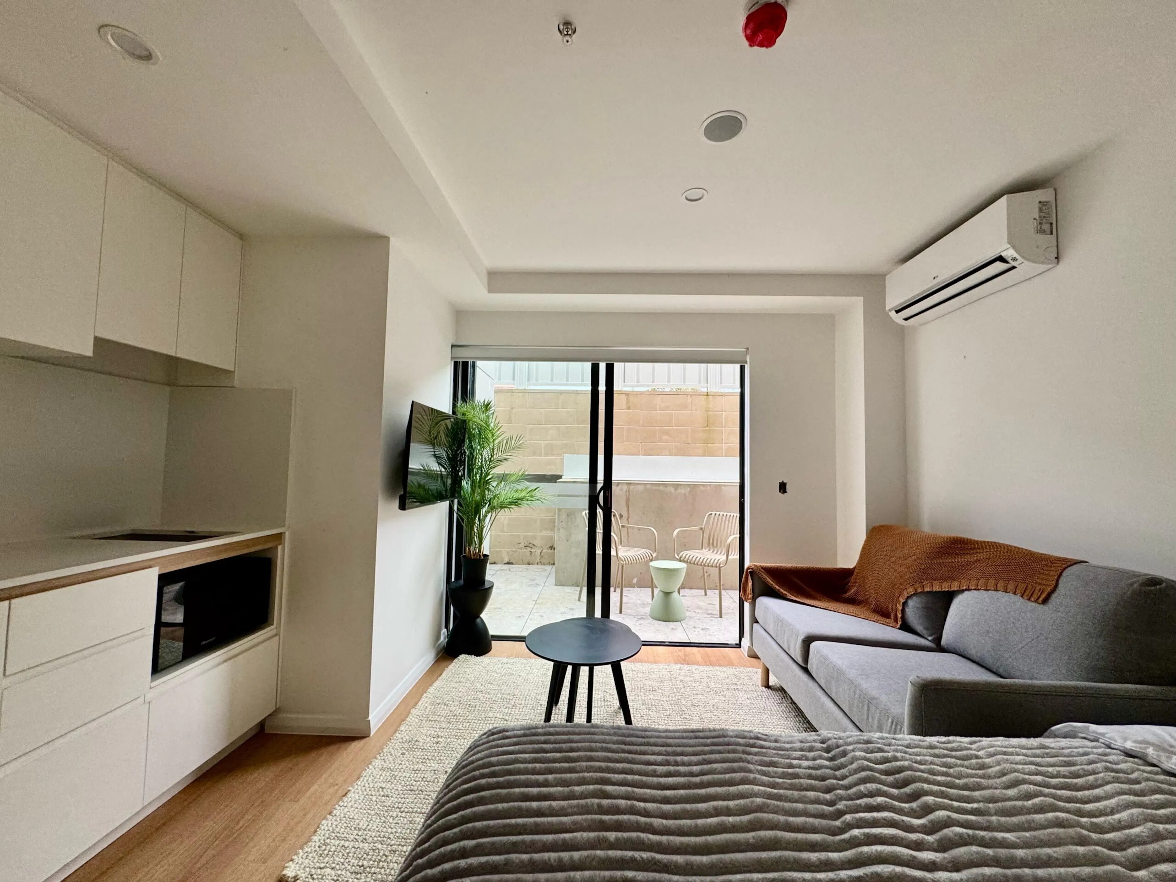 ROOM ROOM 3
