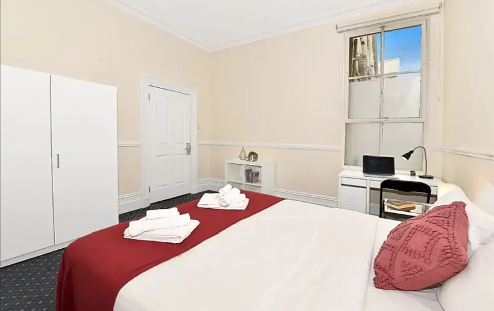 Room 2 ROOM