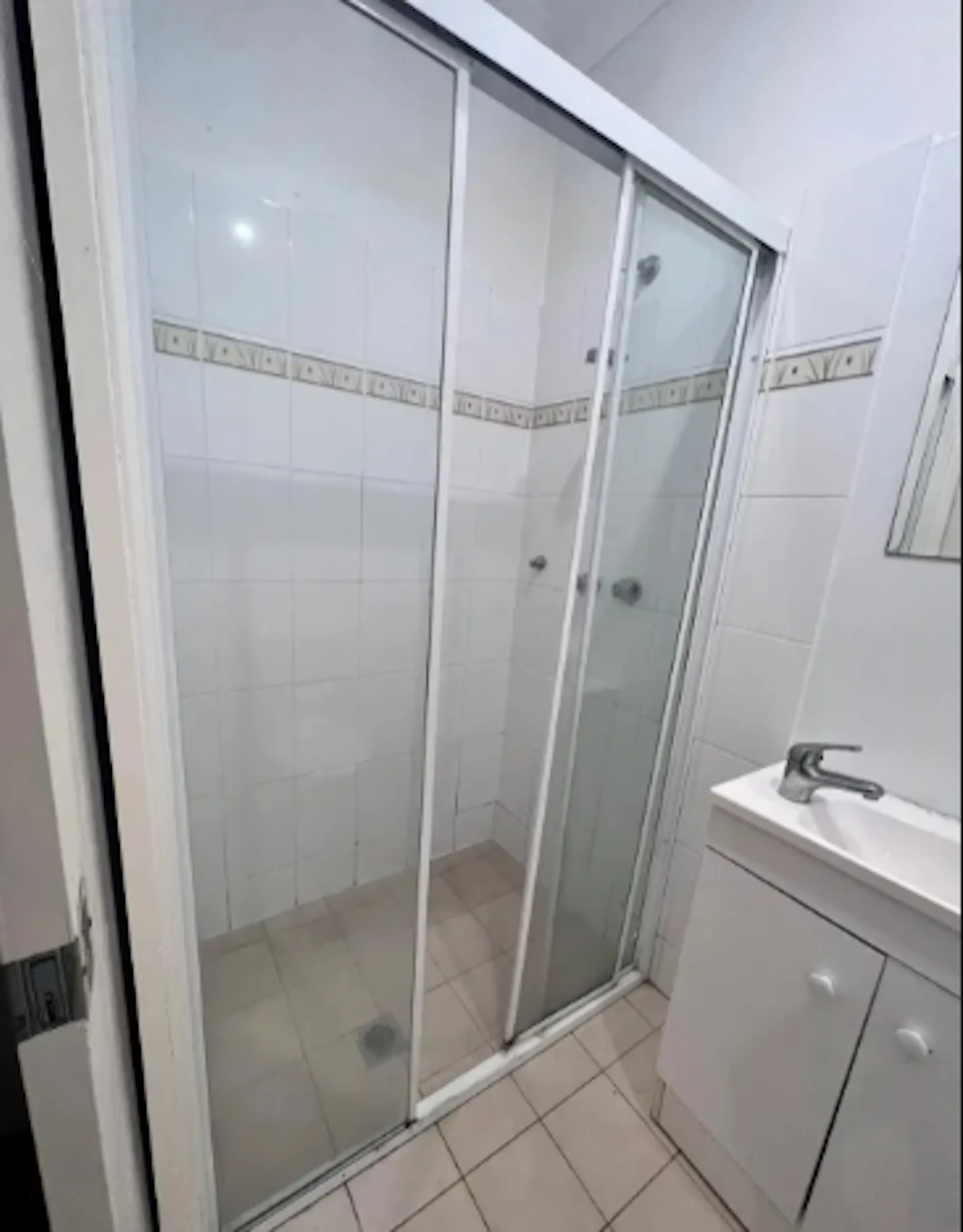 Room 2 BATHROOM 3