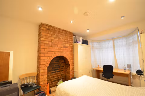 320-harborne-park-road-birmingham-ROOM
