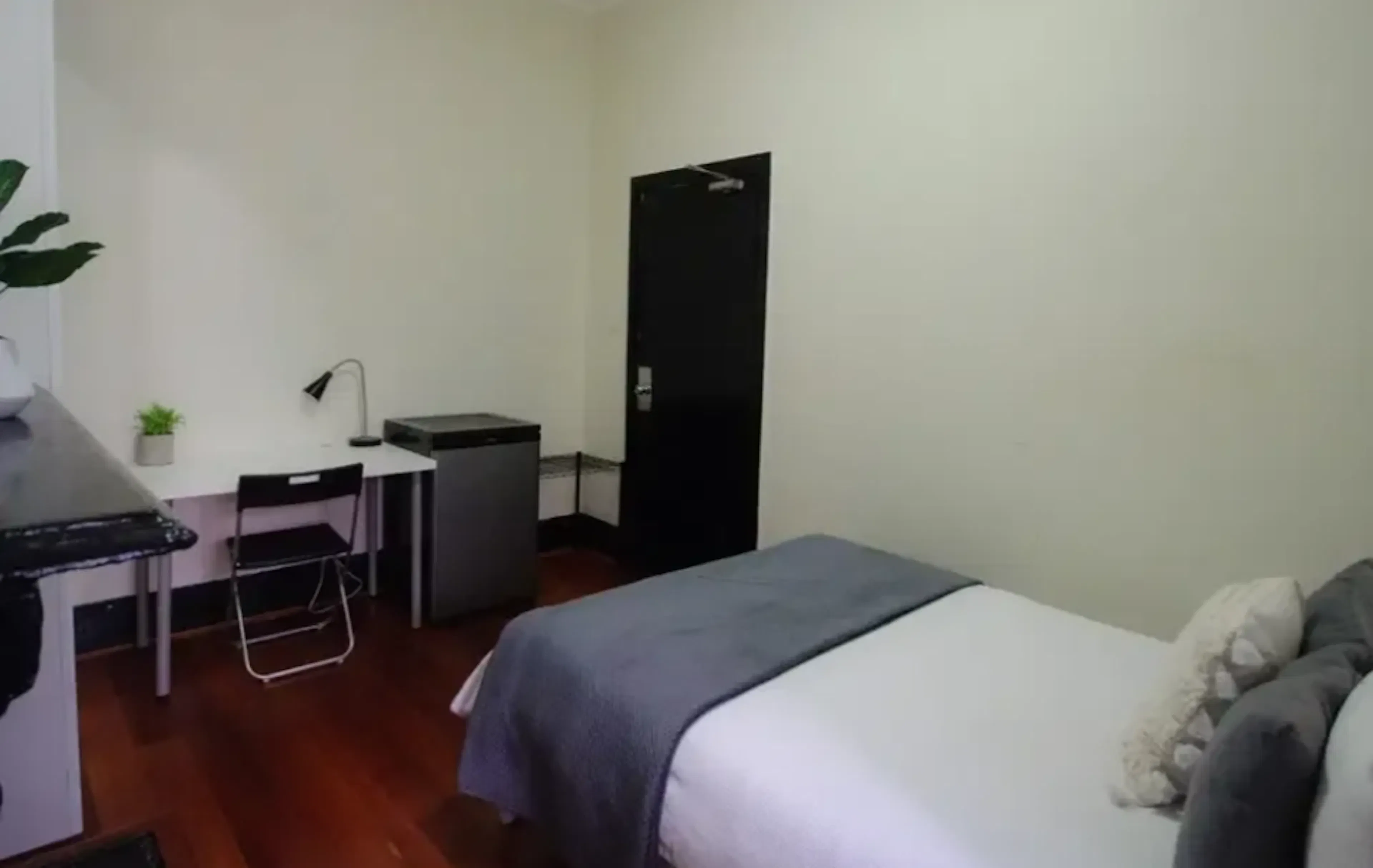 Room 2 Standard ROOM 4
