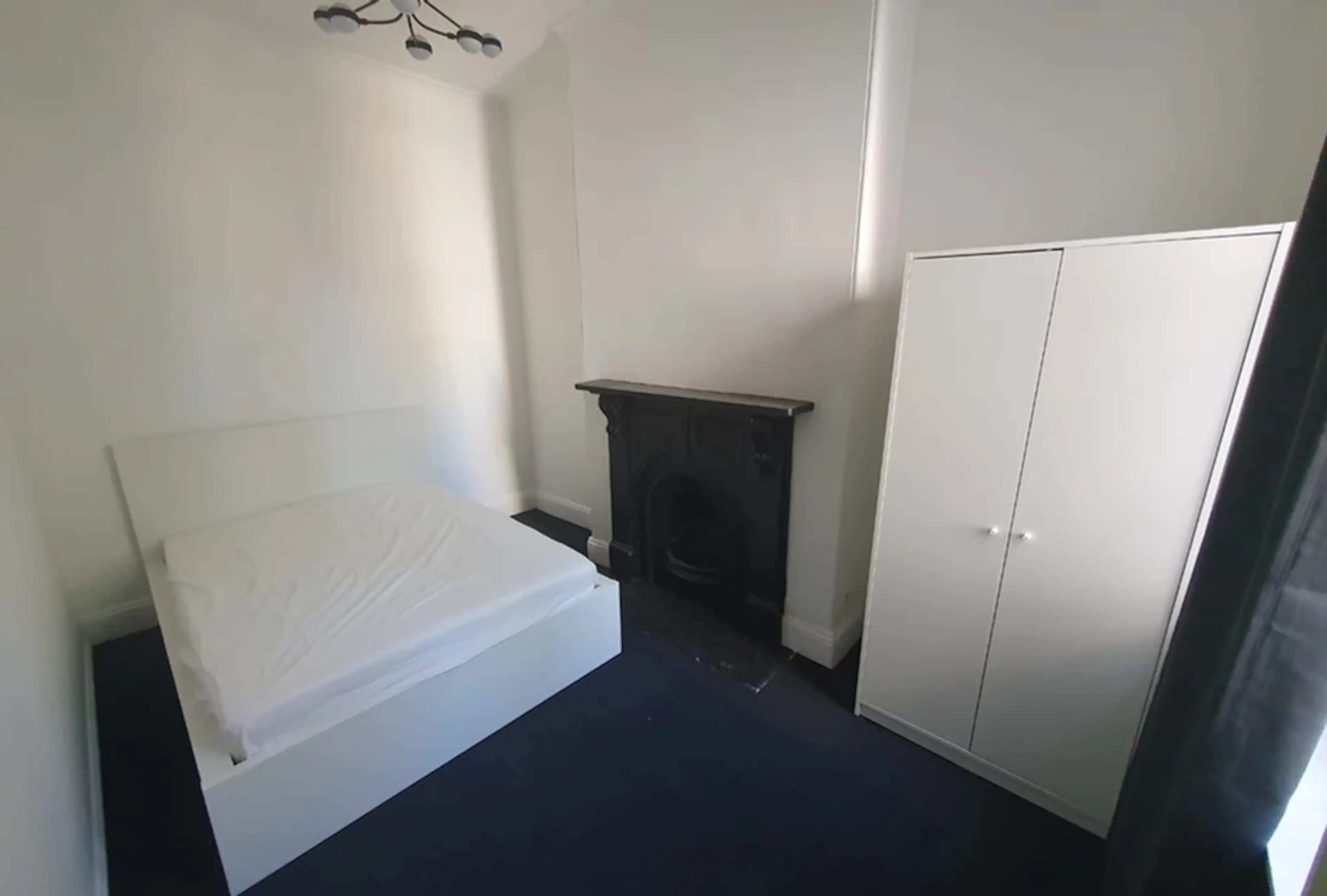 Room 2 (Standard) ROOM 1