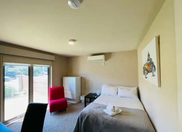 Room 3 room image 1