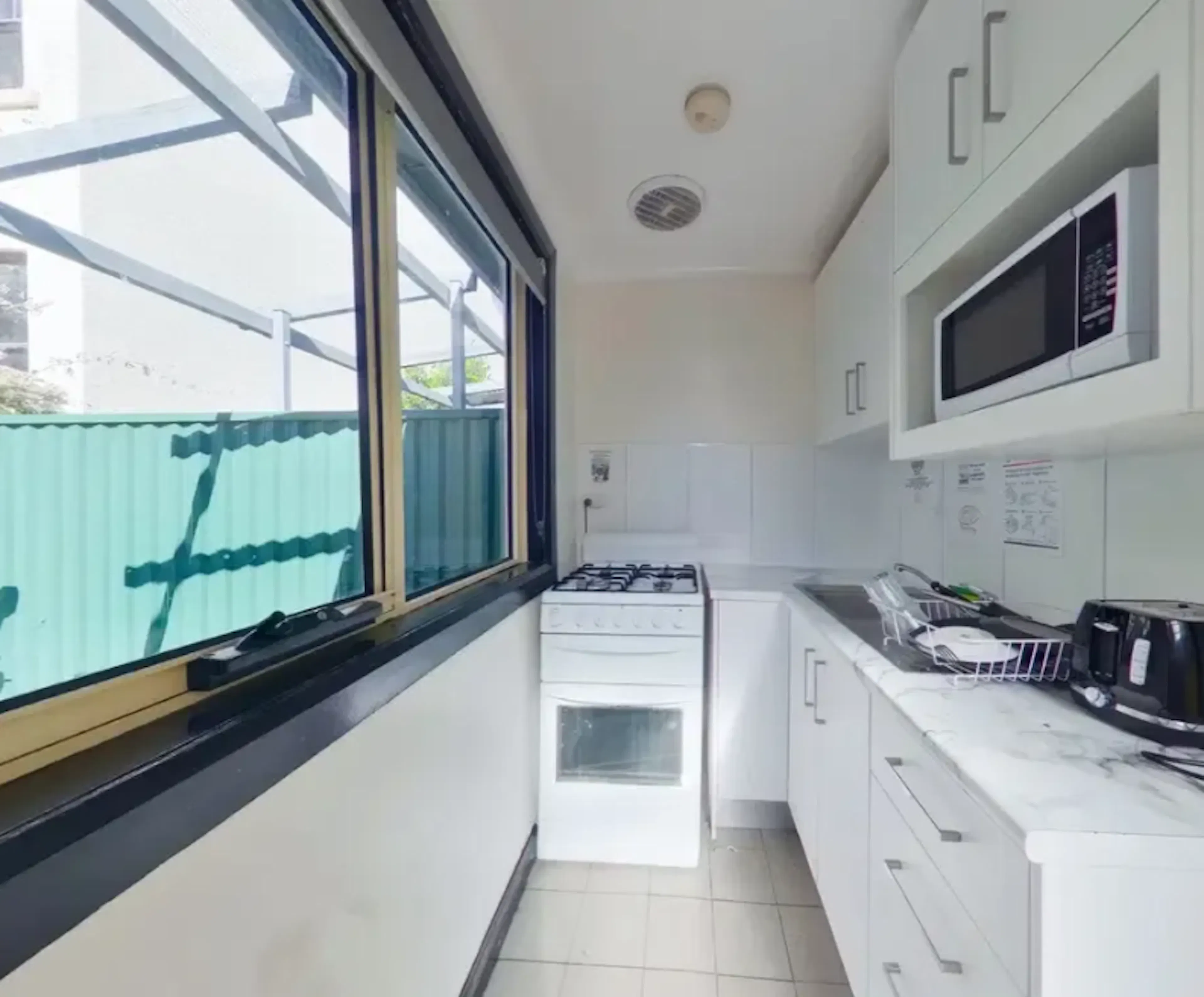 Room 3 Standard KITCHEN 4
