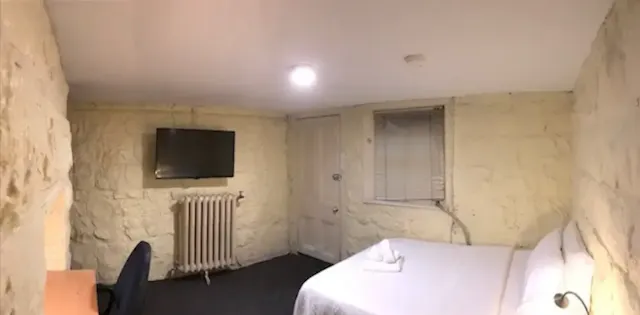 Room 3 room image 2