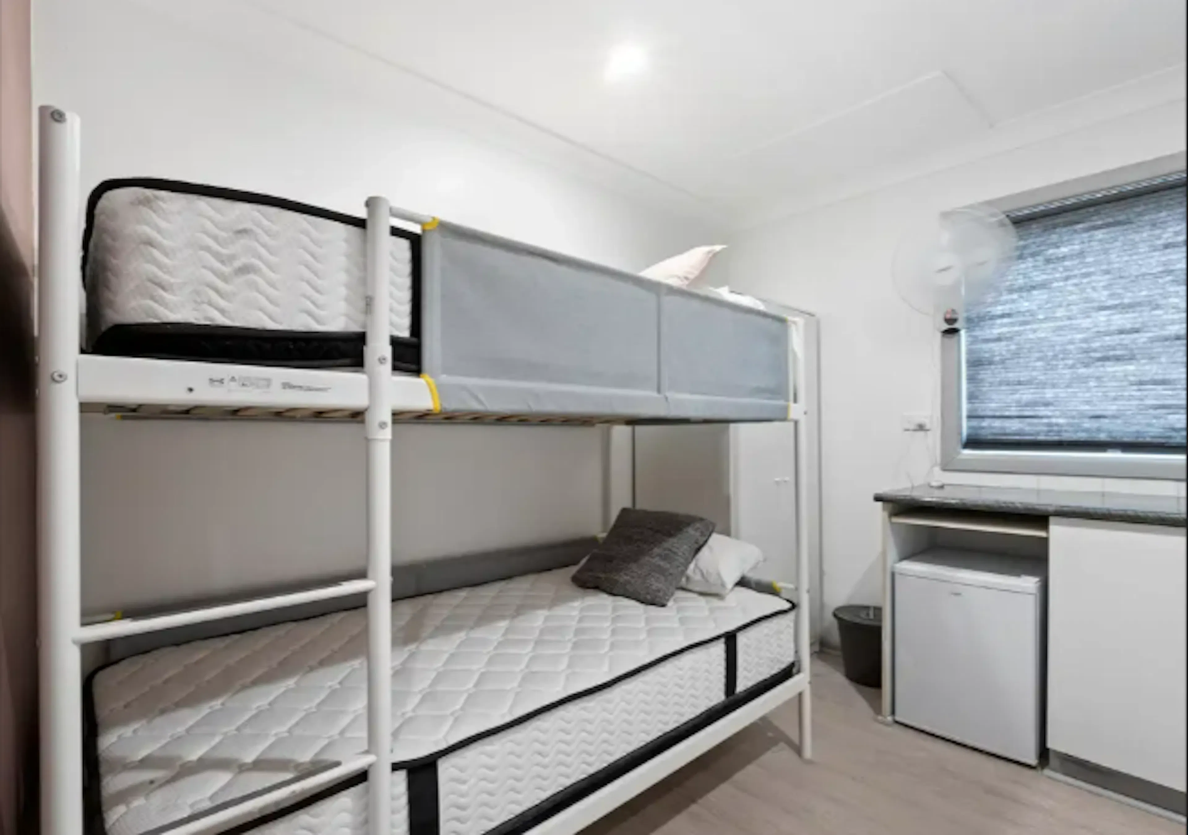 Room 4 Bed 2 ROOM 4
