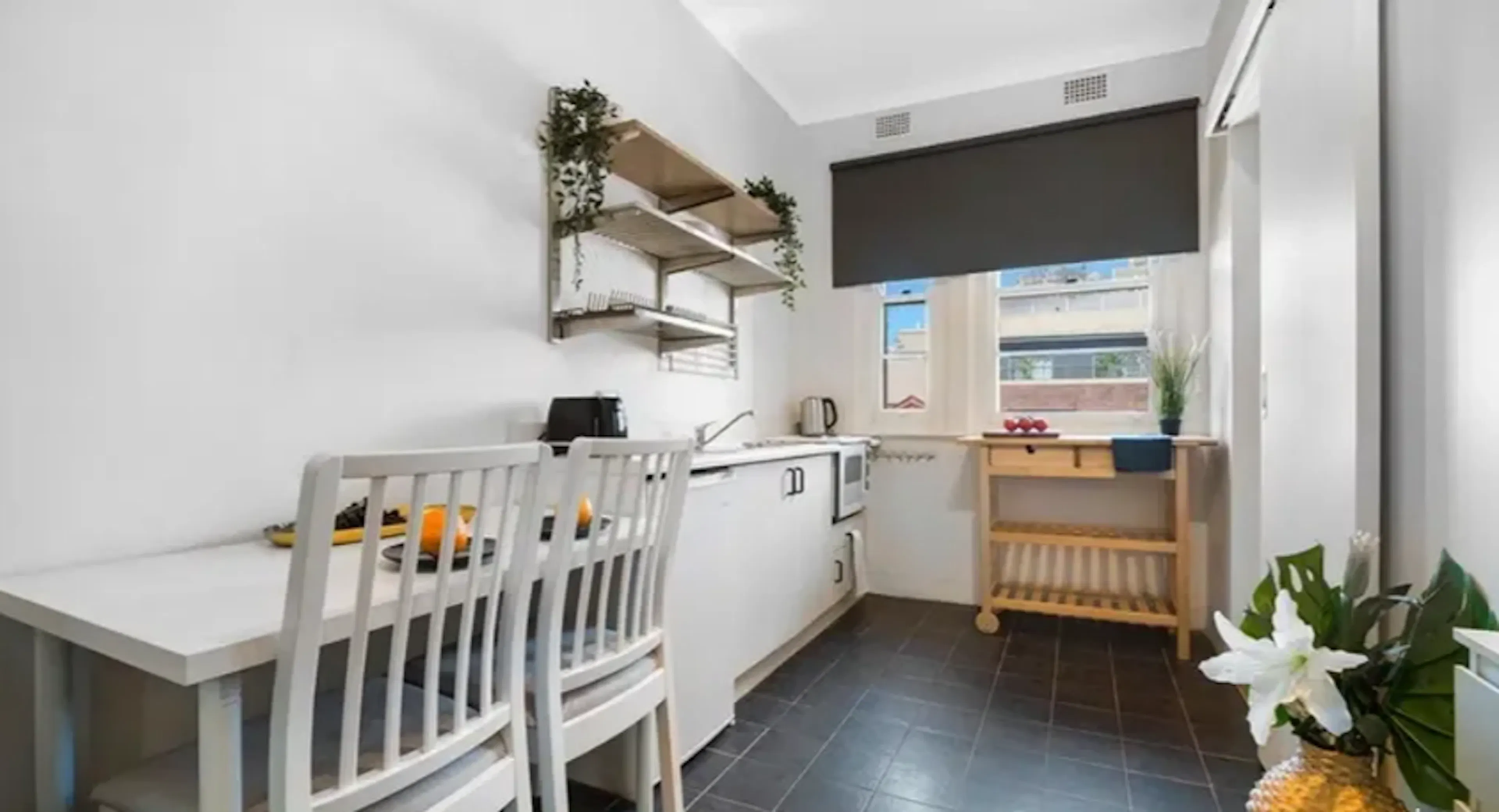Room 54 KITCHEN 1
