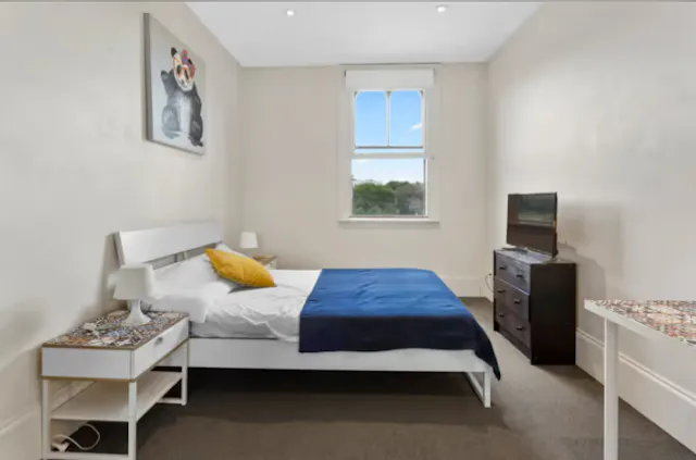 Room 5 (Standard) room image 1