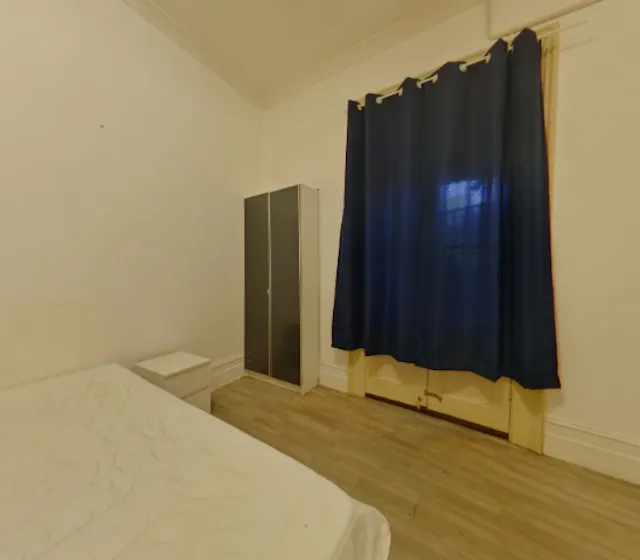 Room 5 (Non-Ensuite) room image 1