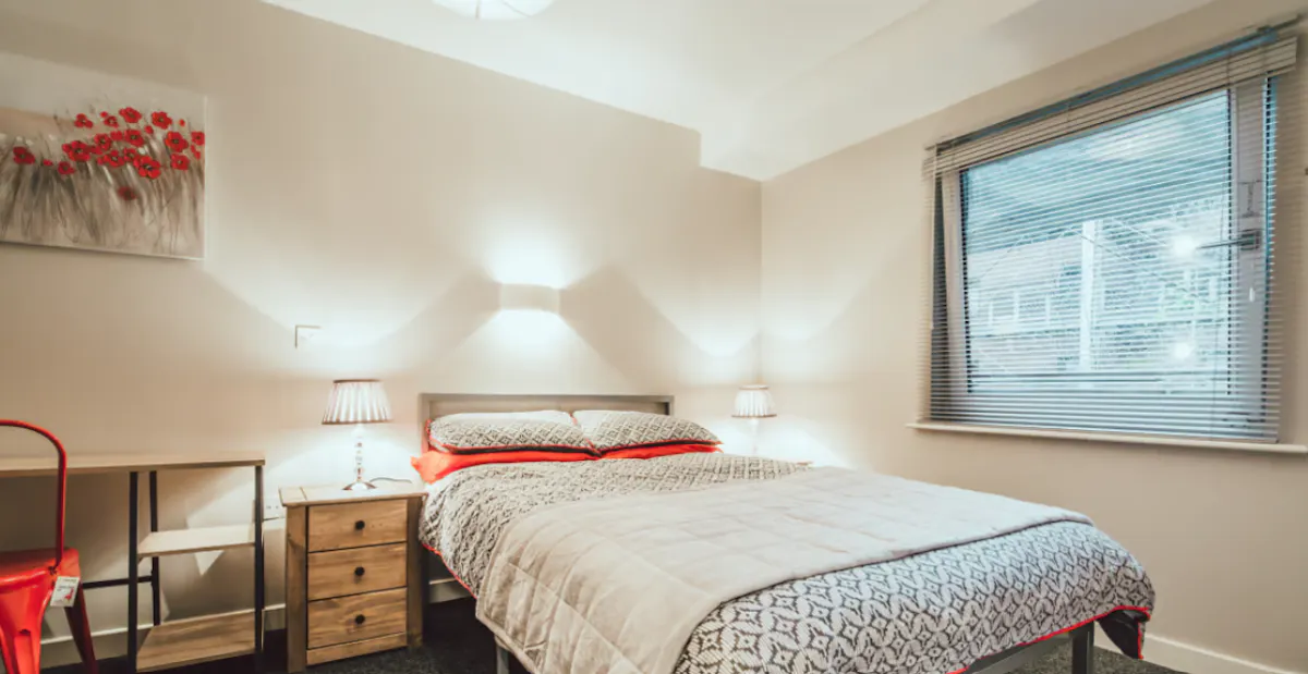 ROOM ROOM