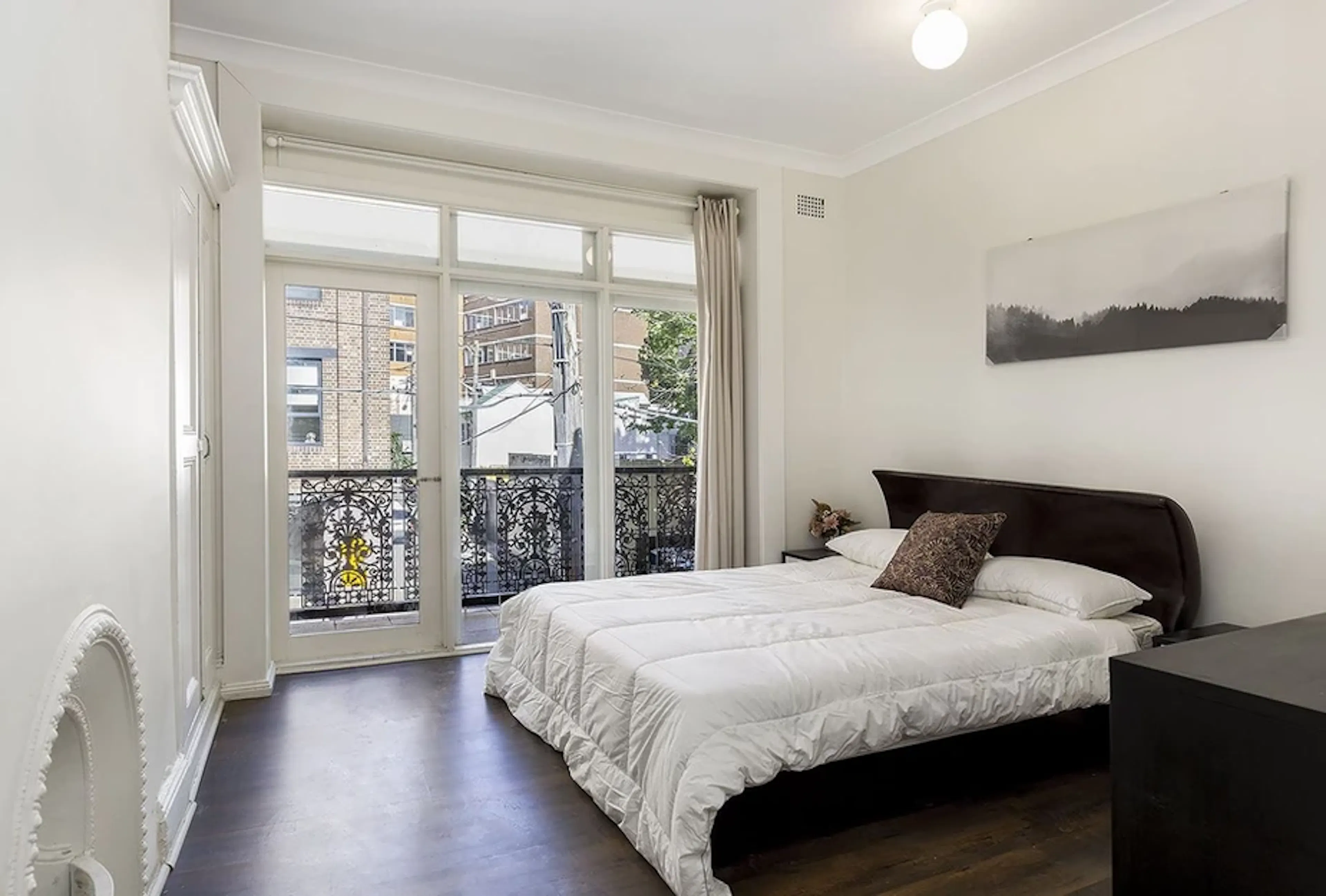 Room 6 bed 1 ROOM 1