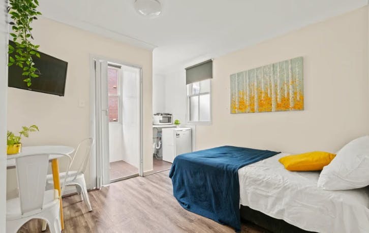 150-flinders-street-sydney-Room 7 bed 1 (Studio)