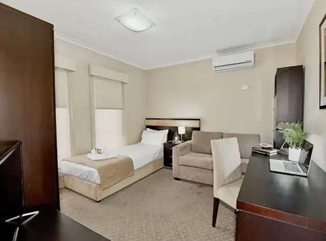 Room 7 room image 1