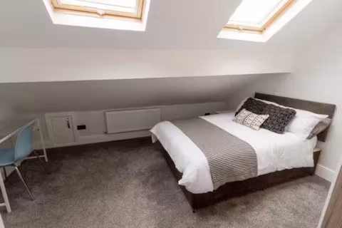 gilroy-road-liverpool-ROOM