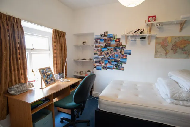 5 Bedroom Apartment room image 1
