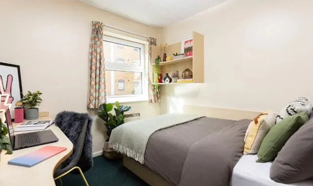 Classic Ensuite room image 1