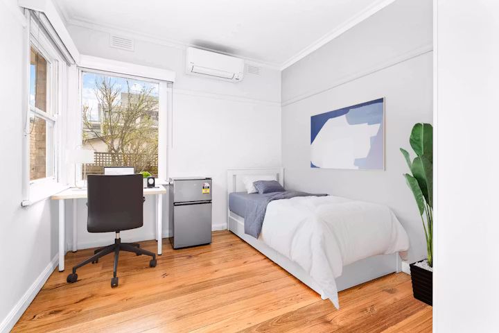 622-warrigal-road-melbourne-Single Room-1