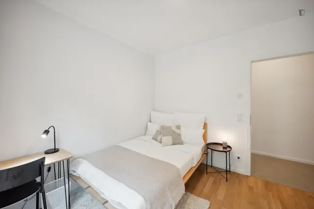 4 Bedroom Apartment room image 1