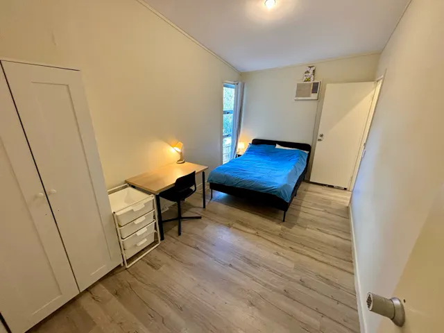 Room 1 room image 1