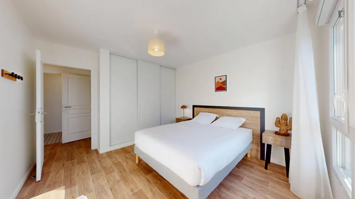 Neat two bedroom apartment near Parc résidence Florence ROOM