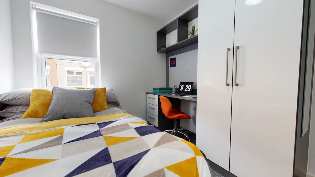 Gold Studio ROOM