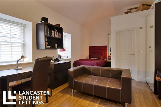 1 Bedroom Apartment room image 1
